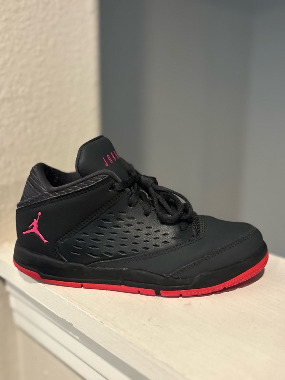 Nike Jordan Flight Origin Black/Fuchsia/ 921199-009 Toddler Size 12C - Picture 2 of 9